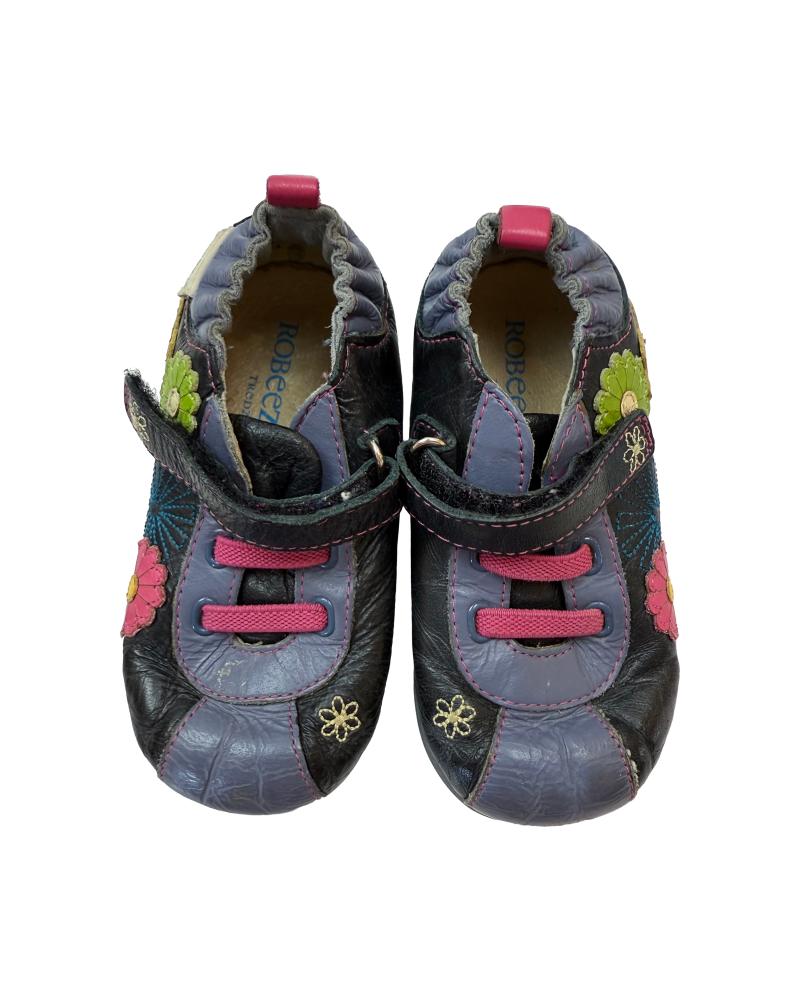 16104-robeez-souliers-chaussons