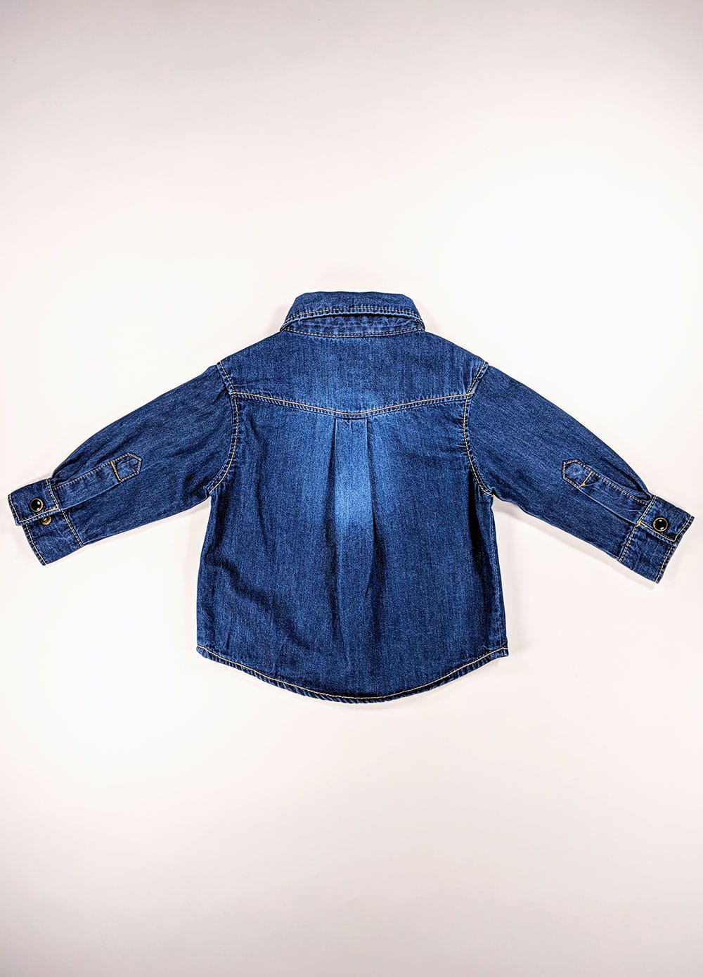 0119-chemise-en-jean-avec-petites-poches-devant