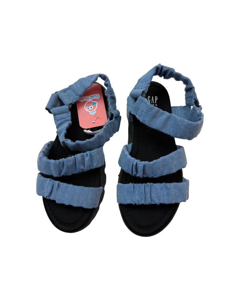 15725-gap-sandale