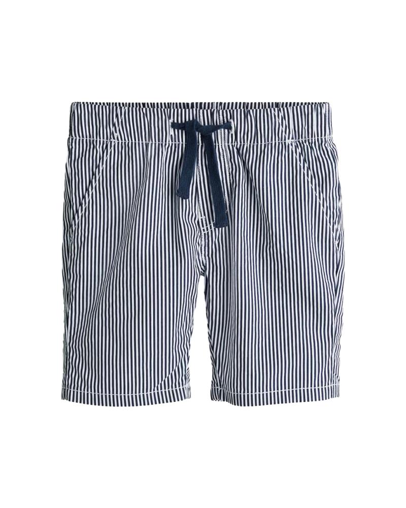 17763-handm-short