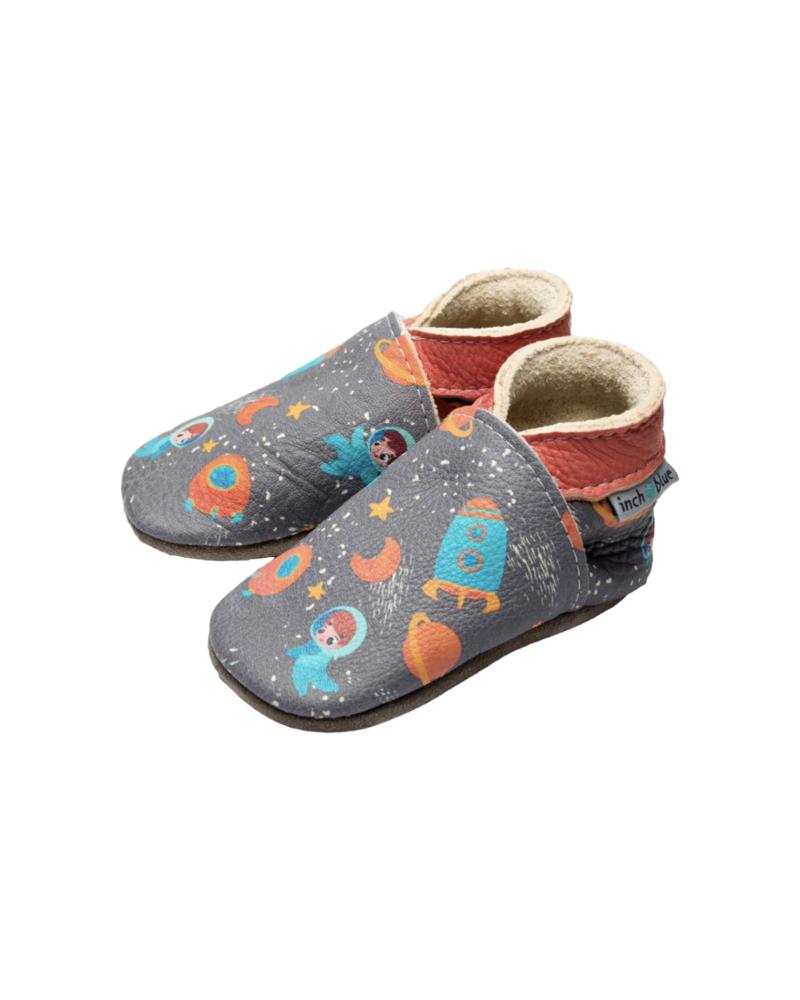 18182-inch-blue-souliers-chaussons