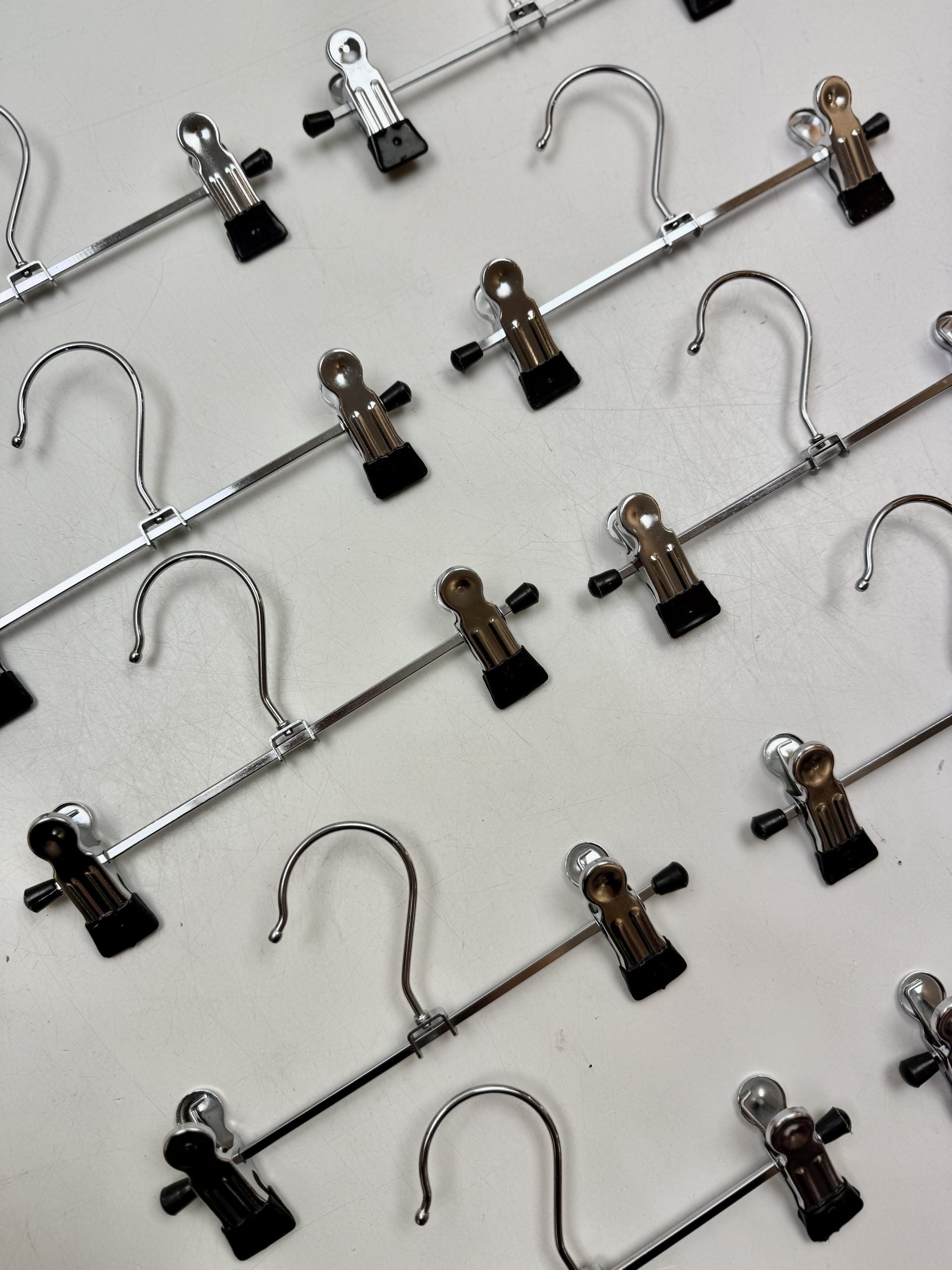 13651-cintres-en-bois-format-b-b