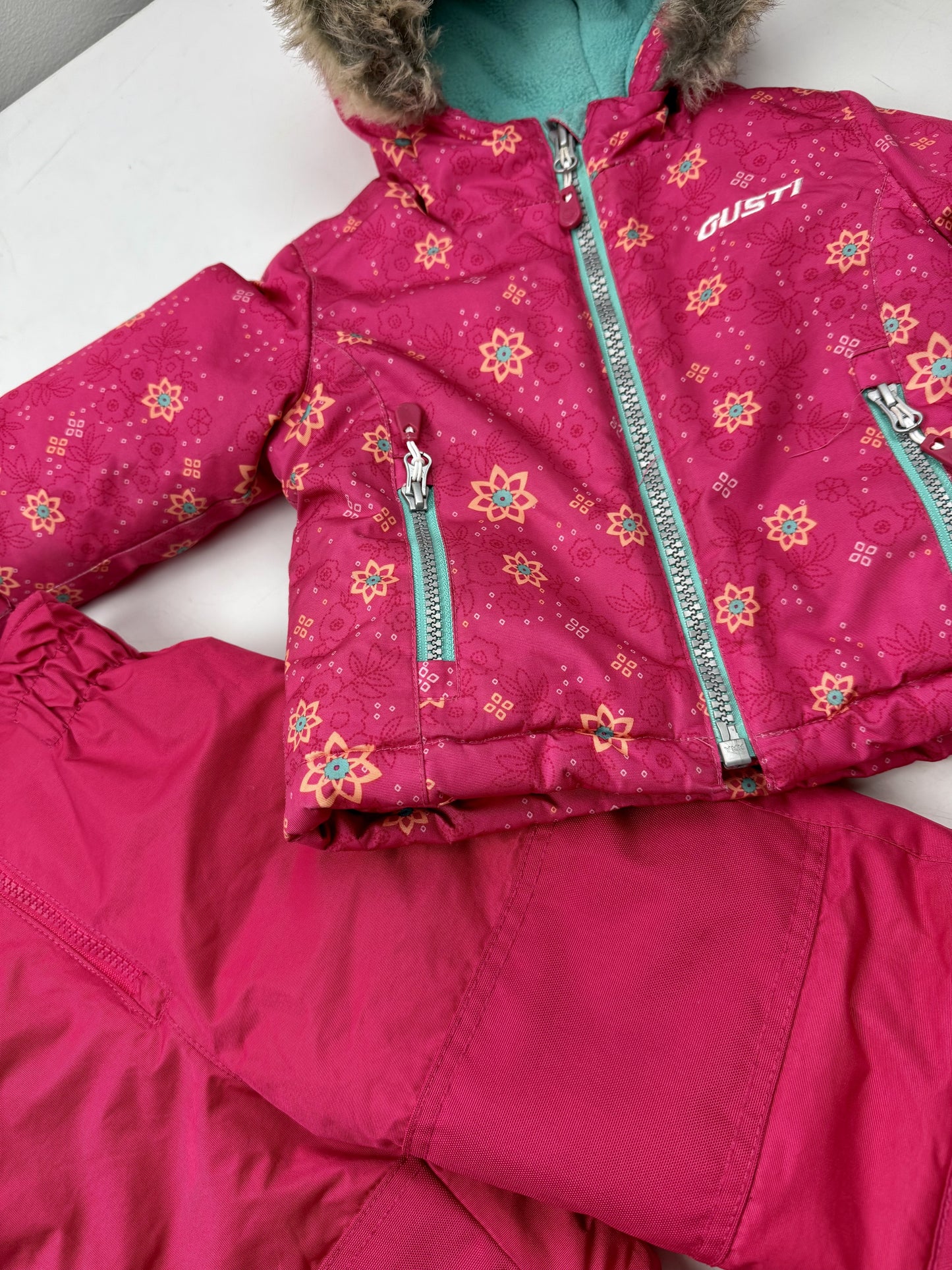 15812-gusti-habit-de-neige-12mois