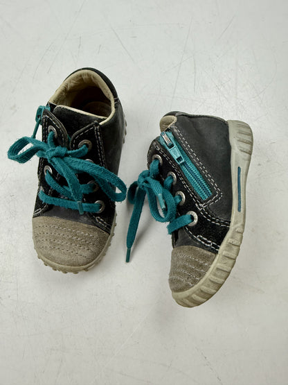 17602-ecco-soulier